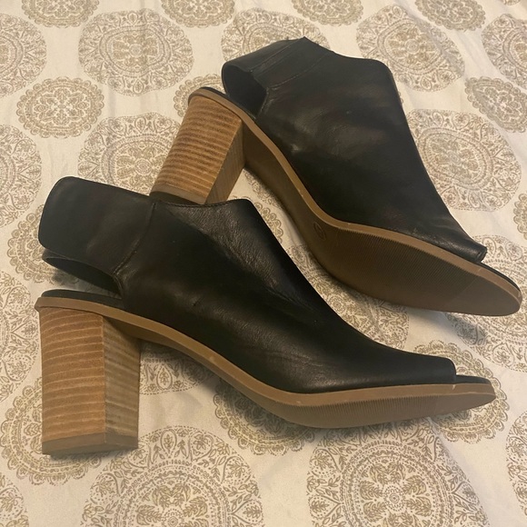 Short Booties - Picture 5 of 5